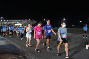 BIB: 135, 1345, 9514
                            <button type="button" onclick="openModal(22827926)" class="btn btn-primary btn-sm float-right btn-popup" data-toggle="modal" data-target=".modal-high-quality">
                        <i class="fas fa-shopping-cart"></i> Add to Cart
                    </button>
                                            <button type="button" onclick="isThisMe(22827926, true)" class="btn btn-success btn-sm float-right btn-popup btn-isme hidden" data-toggle="tooltip" data-placement="bottom" title="นี่คือรูปของคุณใช่ไหม คลิกที่นี่เพื่อเอาเข้าอัลบั้ม">
                        <i class="fas fa-plus"></i> Add to album
                    </button>
                    <button type="button" onclick="isThisMe(22827926, false)" class="btn btn-warning btn-sm float-right btn-popup btn-isnotme hidden">
                        <i class="fas fa-ban"></i> Remove from album
                    </button>